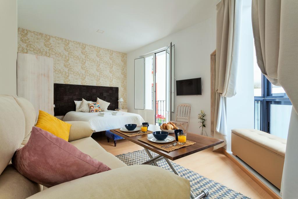 Hostly Acetres 1A Loft In City Center, Comunal Terrace, Fibre,Parking Optional Sevilla Exterior foto